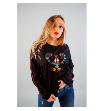 SUDADERA CON PARCHE PANTERA CON FRANJA EN MANGAS